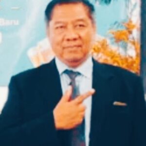 Drs Siswo Rusianto : Penggadaan Seragam Sekolah Berdasarkan SE Dispendik Provinsi Jawa Timur