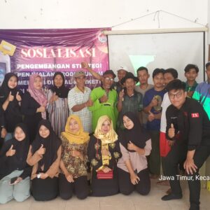 UISI ADAKAN SOSIALISASI DIGITAL MARKETING GUNA PENGEMBANGAN STRATEGI DAN PENJUALAN UMKM DUSUN SHOBEROH, DALEGAN GRESIK
