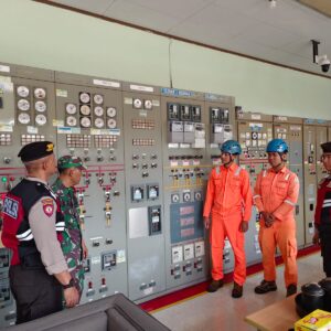 Dukung Pengamanan KTT AIS Forum 2023 di Bali, Polres Situbondo Gelar Patroli Obvit Gardu Induk PLN