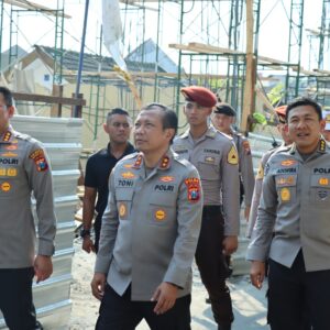 Tinjau Pembangunan 3 Gedung Baru di Polresta Malang Kota, Kapolda Jatim Beri Apresiasi Sinergitas Pemerintah Kota