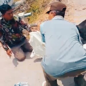 Parno Warga Desa Tanjungwadung Kabuh Kecelakaan Didekat Patung Sapi Desa Karangpakis Kaki Korban Diamputasi