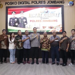 *Perkokoh Toleransi, Kapolres Jombang Jumat Curhat Bersama Umat Kristiani*
