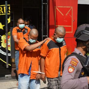 Polres Tanjungperak Amankan Komplotan Pelaku Pemerasan Mengaku Anggota Polisi