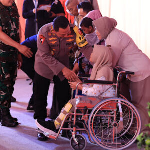 Masyarakat dan Ketua PWI Jatim Apresiasi Kegiatan Bakti Kesehatan dan Sosial Reuni Akabri 91 di Malang