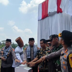 #Bahagianya Warga Ciamis dapat Bantuan Sumur Bor dan Paket Sembako dari Operasi NCS Polri