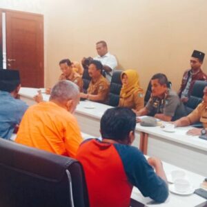 Aliansi LSM Jombang Beraudiensi Dengan Bupati Jombang Minta Ruko Simpang Tiga Ditutup