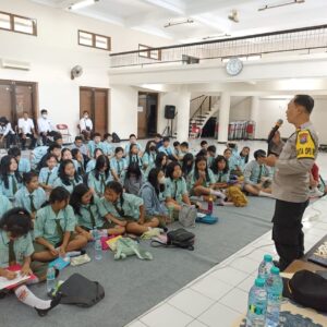 Stop Bullying, Polres Lumajang Sosialiasi di Sekolah