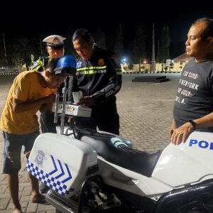 Polres Situbondo Berikan Sangsi Tegas Sopir Ugal – ugalan yang Videonya Viral di Medsos