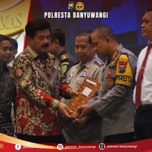 Komitmen Berantas Mafia Tanah, Kapolresta Banyuwangi Raih Penghargaan Pin Emas dari Menteri ATR/BPN