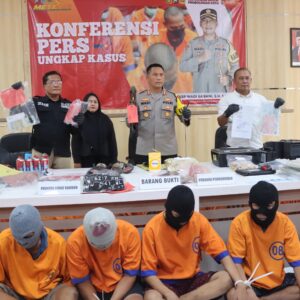 Polres Probolinggo Kota Amankan Dua Perempuan Sindikat Kredit Fiktif