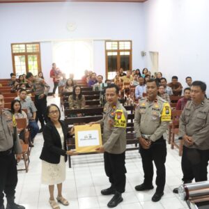 Polres Jombang Laksanakan Minggu Kasih di GBIS Kristus Ajaib Mojoduwur