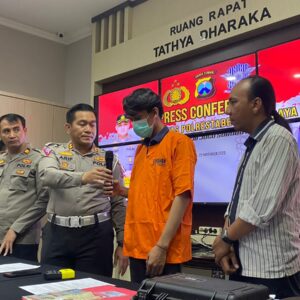 Polisi Tetapkan Pengemudi Innova Sebagai Tersangka dalam Insiden Kecelakaan Maut di Menur