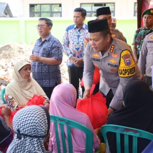 Polresta Sidoarjo Berbagi Berkah di Jumat Curhat
