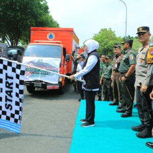 Forkopimda Jatim Berangkatkan Bantuan Untuk Warga Palestina dari Lapangan Makodam V Brawijaya