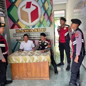 Satgas Preventif OMB Polres Probolinggo Maksimalkan Patroli Dialogis untuk Pemilu Damai