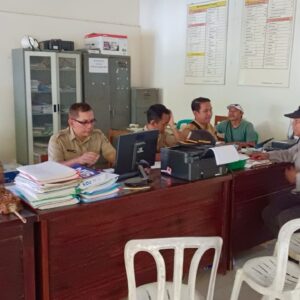 *Polsek Ploso gencar berikan sosialisasi tentang karhutlah dan larangan membakar hutan kepada masyarakat*