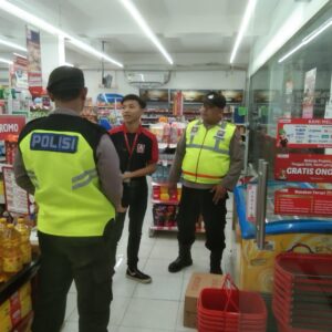 *Cek CCTV Indomaret Dr Sutomo KaSPK Pesan Kamtibmas*
