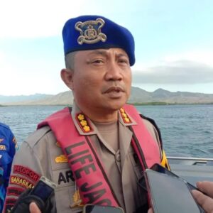 Ditpolairud Polda Jatim Siagakan Kapal Patroli Jamin Keamanan di Selat Bali Selama Nataru