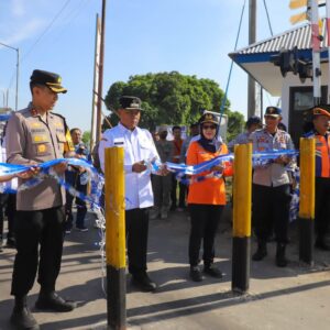 Kapolres Jombang: Pos Jaga dan Palang Pintu Perlintasan Kereta Api Dibangun untuk Keselamatan Warga