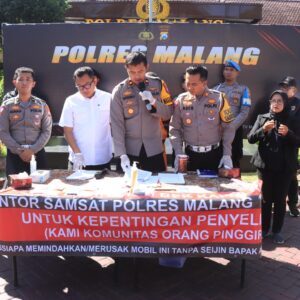 Polisi Amankan Penghasut Massa yang Coba Ganggu Pelayanan SIM di Malang