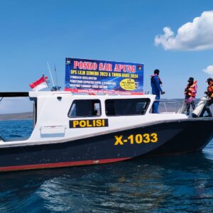 Patroli Polairud Polresta Banyuwangi di Selat Bali Jamin Keamanan Libur Nataru