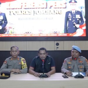 *Propam Polres Jombang Periksa Oknum Polisi Yang Diberitakan Jadi Penagih Hutang*