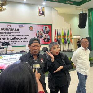 *Tak Ada Bom Selama Libur Nataru, Hermawan Sulistyo Apresiasi Kinerja Polri*