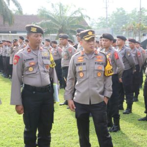 Kapolres Blitar Cek Kompi Dalmas Pastikan Kesiapan Personel Pengamanan Pemilu 2024