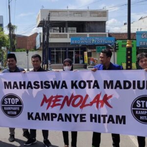 PMII Madiun Turun ke Jalan Bentuk Keprihatinan dan Tolak Kampanye Hitam