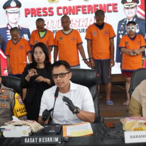 Polrestabes Surabaya Amankan Empat Orang Tersangka Kasus Pencabulan Anak Dibawah Umur