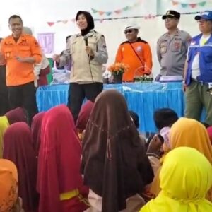Polres Bondowoso Libatkan Tim Trauma Healing Ajak Anak – anak Lupakan Bencana Angin Puting Beliung