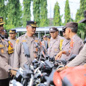 Cek Ranmor Dinas, Kapolres Madiun Pastikan Kesiapan Pengamanan Pemilu 2024
