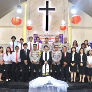 *Polres Jombang Gelar Minggu Kasih di Gereja Kristen Abdiel Zion Jombang*