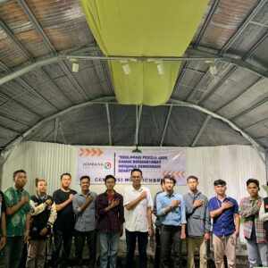 *Ketua GMNI dan Ketua HMI serta Ketua Jombang Empowering Jombang Deklarasi Pemilu Damai dan bermartabat*