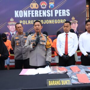 Polisi Berhasil Ungkap Penyebab Meninggalnya Remaja di Dander Bojonegoro, 9 Tersangka Diamankan