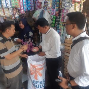 Harga Beras di Bondowoso Mulai Ada Penurunan, Stok Beras Cukup Hingga 4 bulan Kedepan