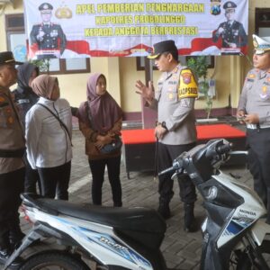 Berhasil Ungkap Curanmor, Polres Probolinggo Kembalikan Motor yang Hilang ke Pemilik