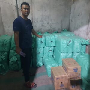 *2 Hari, Polisi Sita 1.650 Botol Miras di Jombang dan 7 Penjual Diamankan*