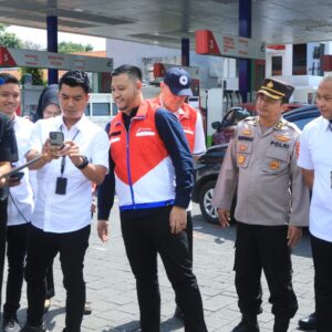 Tim Gabungan Polda Jatim Sidak SPBU, Pastikan BBM Aman Jelang Lebaran