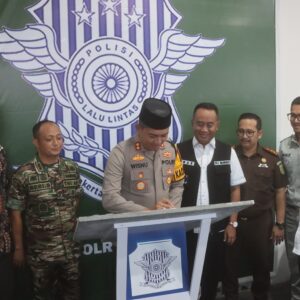 Pos Ops Ketupat Semeru 2024 Polres Probolinggo Siapkan Bengkel dan Pijat Gratis Bagi Pemudik