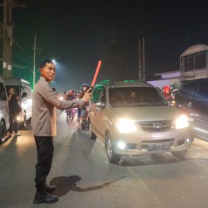 *Pastikan Mudik Lancar, Kapolres Jombang Turun Langsung Atur Lalin*