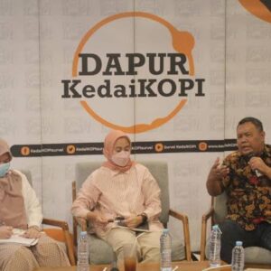 Survei KedaiKOPI: Mayoritas Masyarakat Puas Rekayasa Lalu Lintas yang Dilakukan Polri saat Arus Mudik