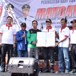 Hari Buruh Sedunia Forkopimda Lamongan bersama SPSI Gelar Deklarasi Damai