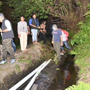 Polres Bondowoso dan Tim Gabungan Cek Sumber Mata Air Yang Diisukan Tercemar Geothermal