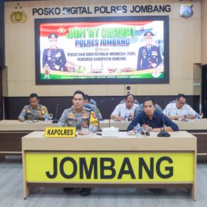 *Polres Jombang Gelar Jum’at Curhat dengan Pengurus PGRI Jombang*
