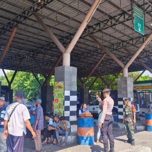 Sukseskan WWF 2024 Personel Gabungan Polresta Sidoarjo Patroli KRYD di Terminal Purabaya Tujuan Bali
