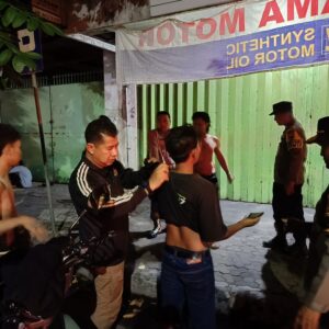 *Operasi Cipta Kondisi, Polisi Amankan 14 Remaja dan Miras di Jombang*