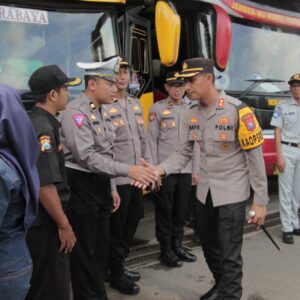 Polres Jember Gelar KRYD di Terminal dan Stasiun Imbangi Ops Puri Agung 2024 Pengamanan WWF di Bali