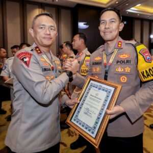 *Keren, Polres Jombang Borong 2 Penghargaan dari Polda Jatim*