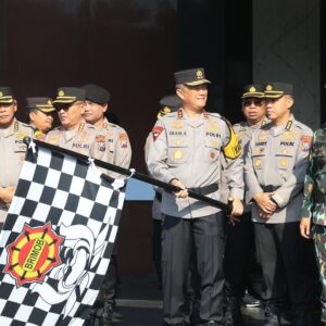 *Kapolda Jatim Pimpin Tradisi Pengambilan Air Suci Sambut Hari Bhayangkara ke – 78*